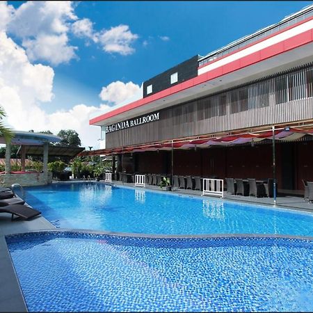 Grand Hatika Hotel Tanjung Pandan Eksteriør billede