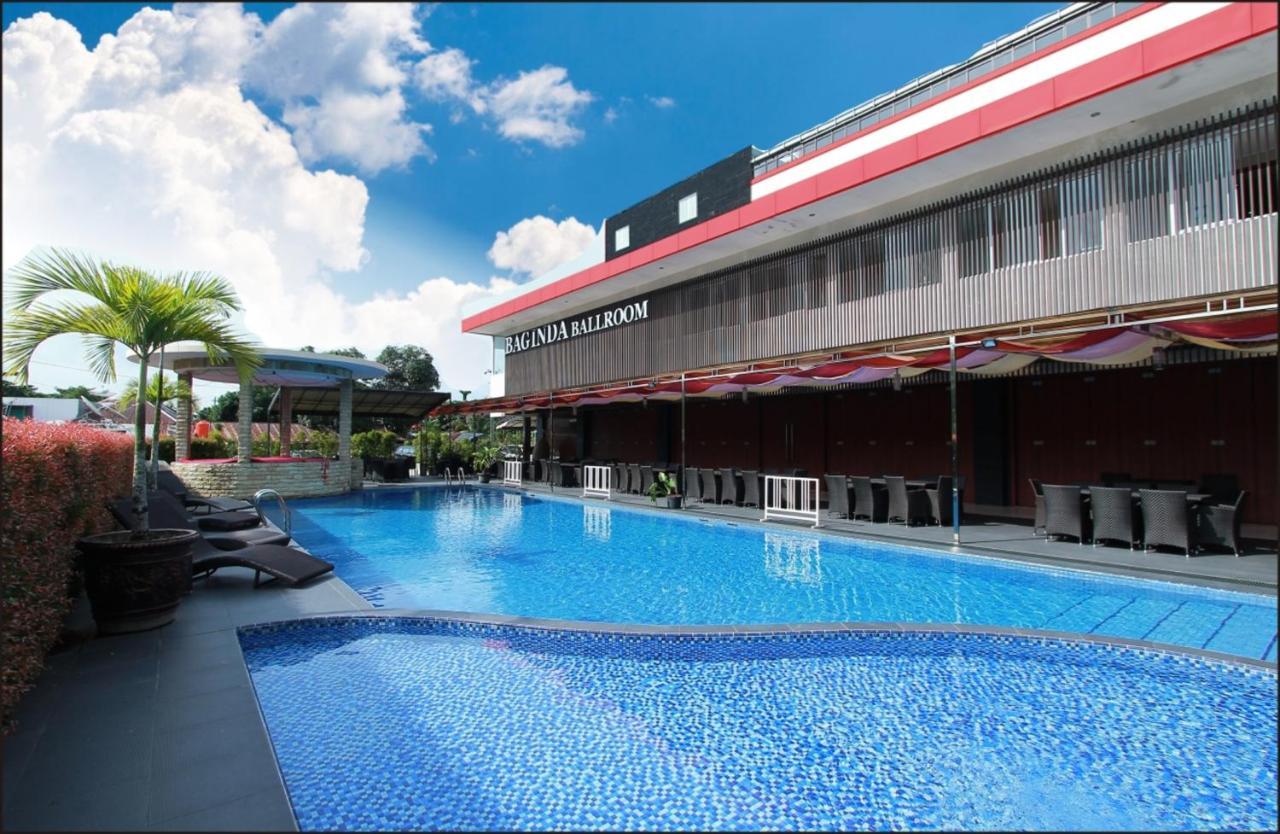 Grand Hatika Hotel Tanjung Pandan Eksteriør billede
